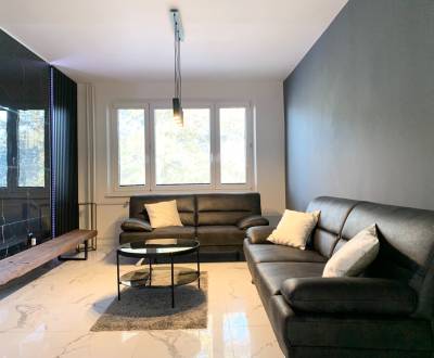 | Krásny a moderný 3-izbový byt v Banskej Bystrici | 82m² |