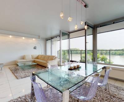 RIVERS | Byt s dvomi spálňami a výhľadom na Dunaj v River parku 