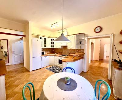 Horský Park:Na prenájom veľkometrážny, 4i, charizmatický byt