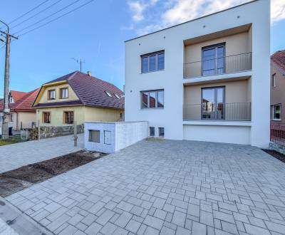 Zrekonštruovaný 4 izbový rodinný dom v Nitre  