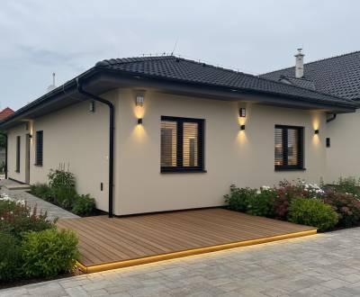 Nová výstavba 3 x 4iz. Novostavba Veselé pri Piešťanoch