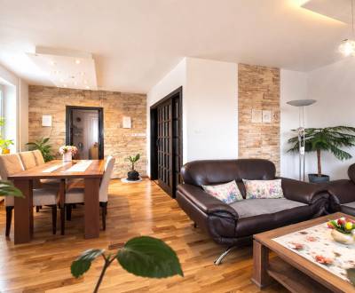 Na predaj pekný rodinný dom, Melčice-Lieskové, 570 m2