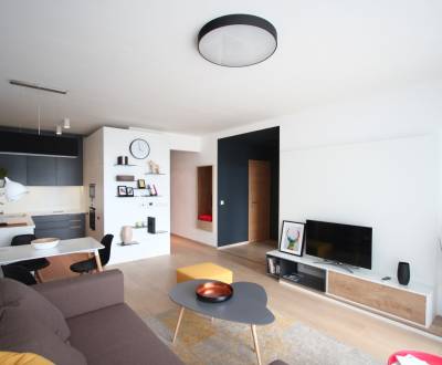 NUERA ︱ PREDAJ - 2i byt v Panorama City, mestský život na dosah