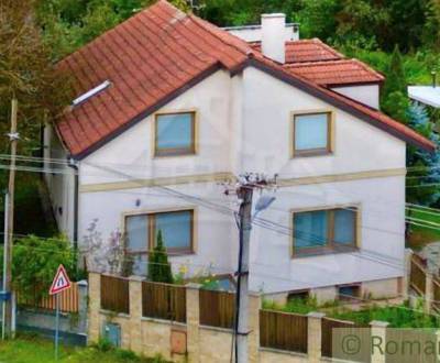 Rodinný 6-izbový dom - s hosťovským domom v podhorskej obci Jedľové Ko