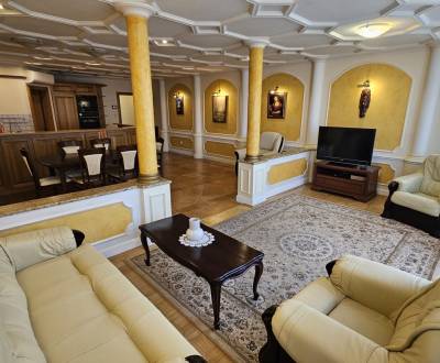 Novostavba 4 izbový byt terasa, parkovanie, Zámocká ulica, Staré Mesto