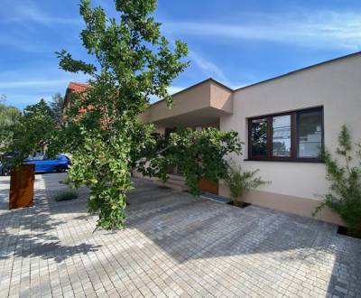 ,Prenájom moderný 3 izb. byt, Sološnícka ul,124 m2, Karlova Ves