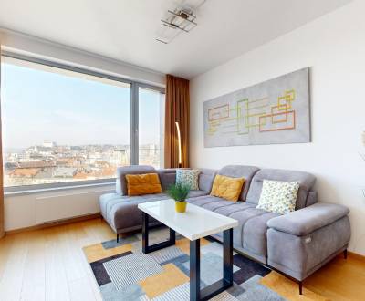 RIVERS | Byt s výhľadom na hrad a väčšou výmerou v Sky parku 