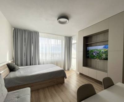 Moderný klimatizovaný 2-izb byt s parkovacím miestom BA IV