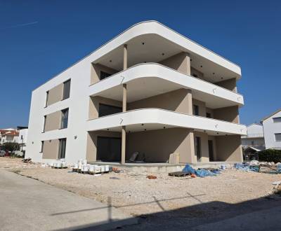 CHORVÁTSKO - Apartmány 140 m od pláže (3i) - VODICE