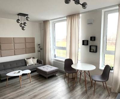 Prenájom štýlový 2 izbový byt, Labutia ulica, Bratislava V. Petržalka