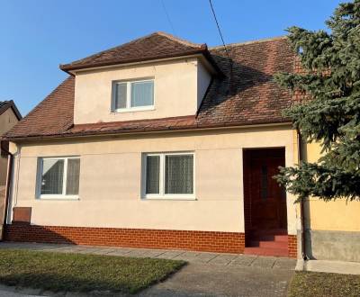 Zľava: Na predaj 3izbový rodinný dom s veľkým pozemkom v obci Kátov