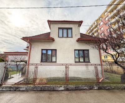 Rodinný dom s pozemkom 727m2, Tatranská ul. - Trenčín