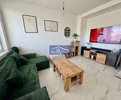 PRENÁJOM, ŠANCOVÁ, STARÉ MESTO - 3 IZBOVÝ BYT