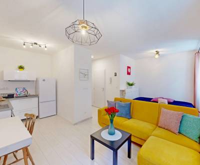 Prenájom garsónky s kobkou, pet-friendly – Jelenia ulica, Staré Mesto