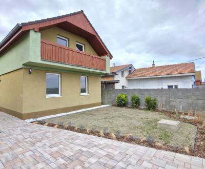 4 IZB ROD.DOM SO SLNEČNÝM POZEMKOM - TONKOVCE, NOVÝ ŽIVOT, DS