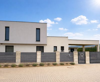 Rezervované!! krásny moderný 4izbový rodinný dom v obci Lazany 
