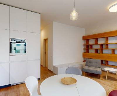 4-izbový byt 95 m², lodžia, 2x parkovanie, novostavba Bory 