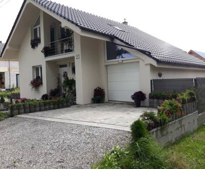 Moderná novostavba v Jazernici – stačí sa nasťahovať