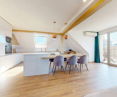 | moderný | podkrovný | 4-izbový | Vajnorská |