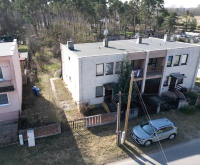 Rodinný dom s pivnicou, garážou a záhradou – Závod