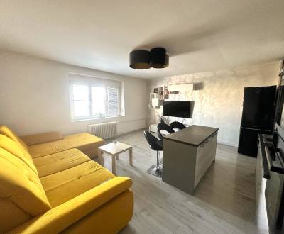 Prenájom pekný 2 izbový byt Šancová ulica, Bratislava III. Nové Mesto