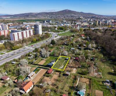 Krásny pozemok v záhradkárskej oblasti na Borine