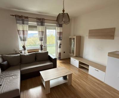 Na predaj 3i byt Pukanec