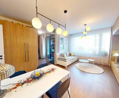 PREDAJ 2i byt SKY Park veža 2 Bratislava downtown