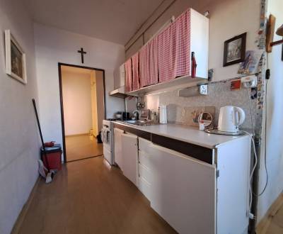 Centrum Martina slnečný 3-izbový byt s balkónom a potenciálom