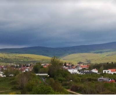 PREDAJ PRIESTRANNÉHO 3 IZB. BYTU V NOVOSTAVBE V PEZINKU-DONA SANDTNERA