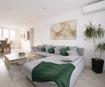 REZERVOVANÉ - Priestranných 74 m² v štýlovo zariadenom byte