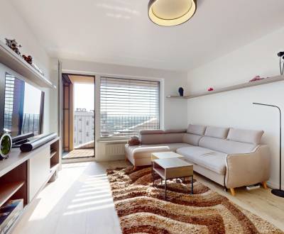 BA/PETRŽALKA-Prenájom moderného 2i bytu s lodžiou+parking-Kopčianka