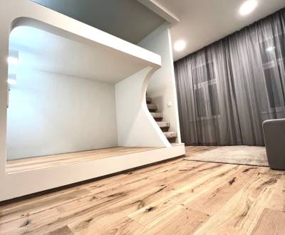 I Predaj kompletne zrekonštruovaného 2-i bytu vo Viedni