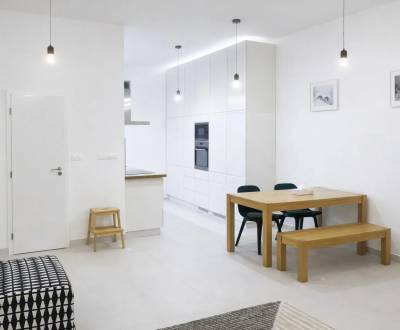 2-izb. byt v absolútnom centre Starého Mesta