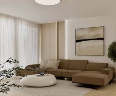 Na predaj: CENTRUM 3 izb.byt + BALKON + KLIMA + PIVNICA