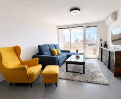 Nadstavba krásny 2,5 izb. byt, Dulovo námestie, Bratislava II. Ružinov