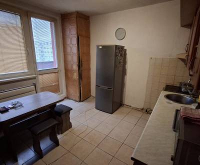 Na Predaj 3 izbový Byt s balkónom, výmera72m2 Sereď