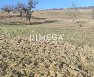 NA PREDAJ pozemok v Humennom