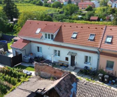 5-izbový dom 194m2 + pozemok 165m2 | Svätý Jur