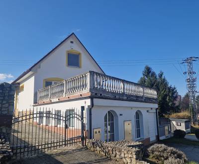 Útulný rodinný dom s krásnou terasou v Záhorskej Bystrici