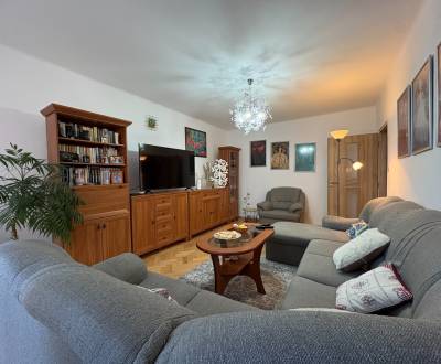 Na predaj: 4 izb.byt + BALKON + ŠATNIK + ŠPAJZA