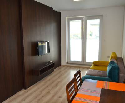 Na predaj 2-izbový apartmán v novostavbe v obci Podhájska 