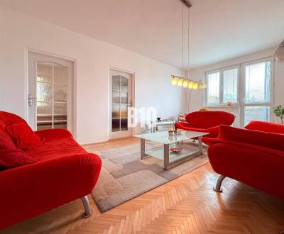 NA PRENÁJOM – ŠTÝLOVÝ 3-IZBOVÝ BYT V CENTRE NITRY