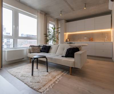 2-izbový byt s lodžiou a parkovaním, Petržalka