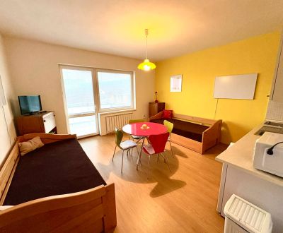 Na predaj zariadený apartmán s balkón PODHÁJSKA