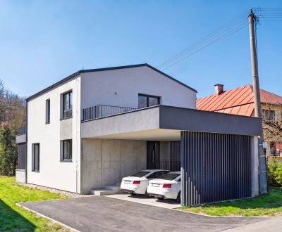 ZNÍŽENÁ CENA! DOM s projektom a stavebným povolením
