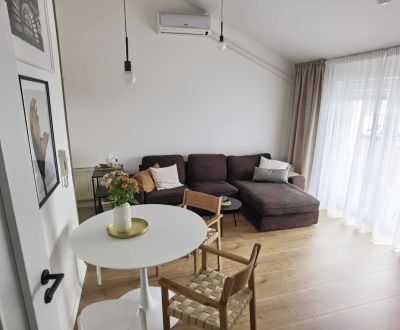 Prenájom 1,5-izbový byt, 47m2, balkón, Bratislava-Staré Mesto