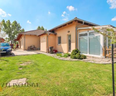 NA PREDAJ 5-IZBOVÝ RD S PRÍSTAVBOU, ŠTVRTOK NA OSTROVE