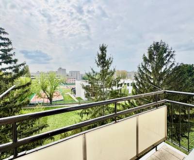 RADO I 3 Izb. byt s balkónom 64 m2 I OSTREDKY - RUŽINOV