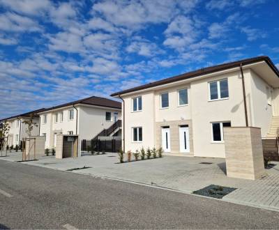 NOVOSTAVBA! 3- izbový byt so záhradkou